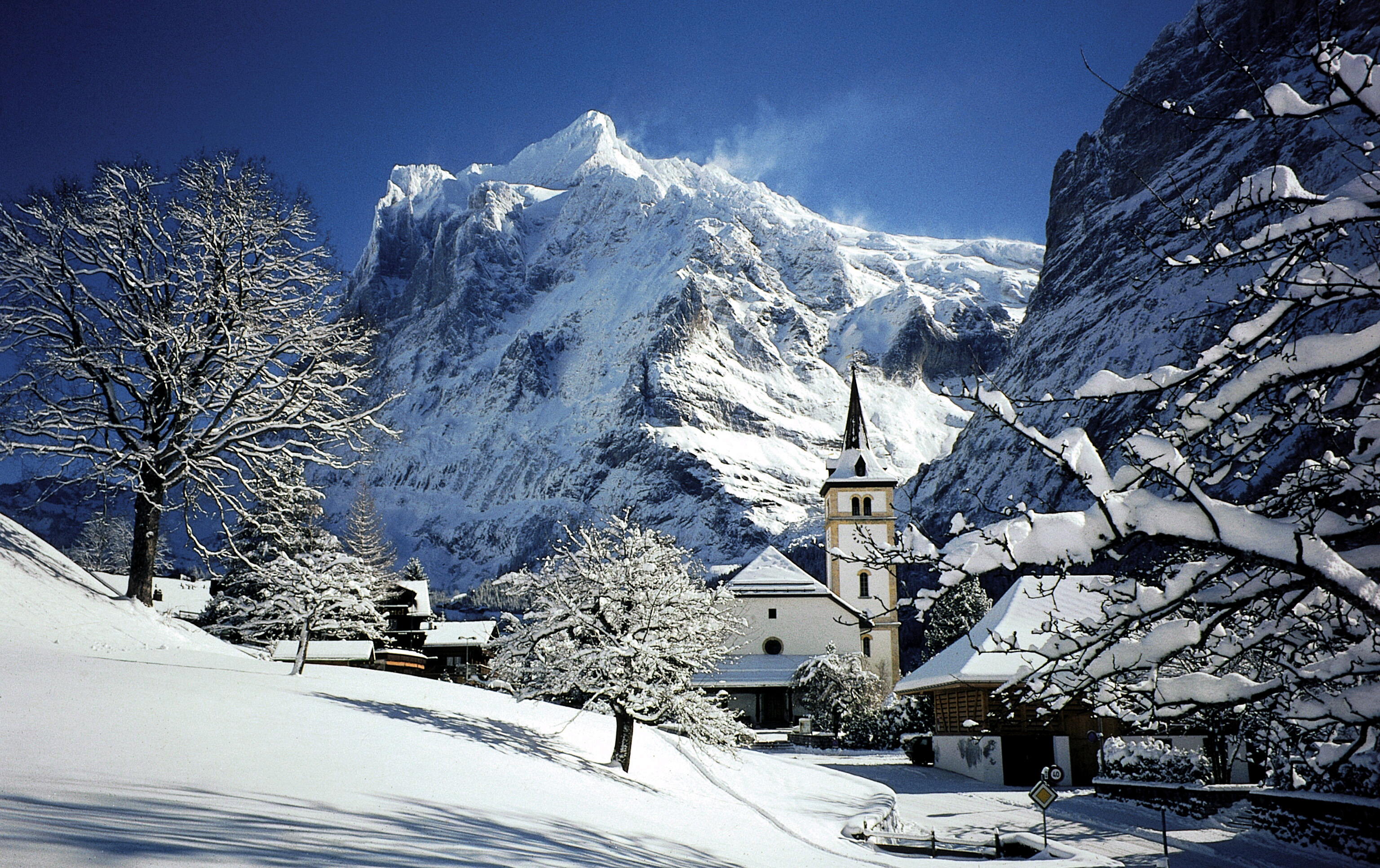 Grindelwald-Switz-3-by-Jungfrau-Region