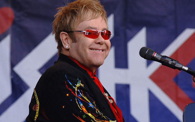 Elton-joins-fun-in-Ischgl