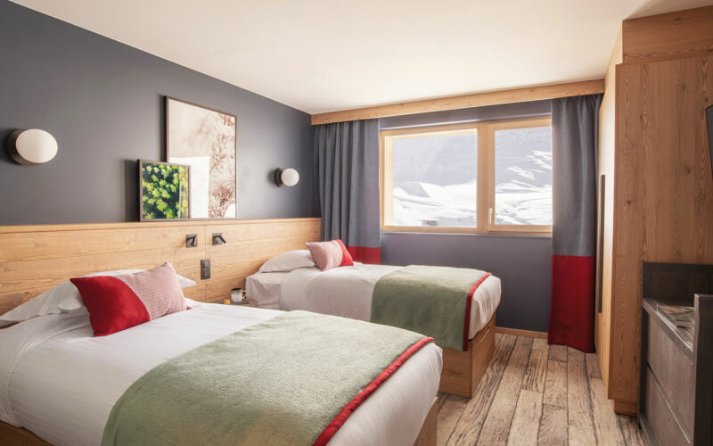 Twin-beds Twin-beds