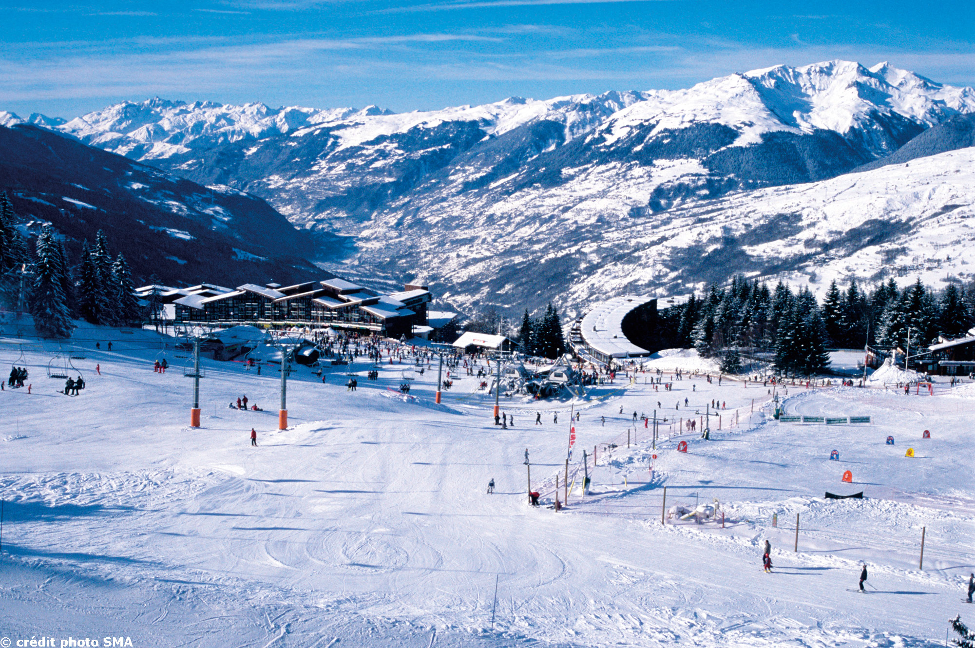 Виды горнолыжного курорта. Лез-АРК-ла-Плань (les Arcs la Plagne), Франция. Альпы Франция горнолыжный курорт. Курорты Франции горнолыжные Мэрибель. Лезарк лыжный курорт.