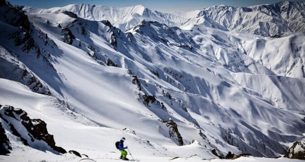 We ski Iran’s Dizin .. because it’s there!