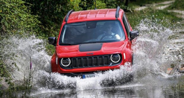 Jeep Renegade… doing what Jeeps do